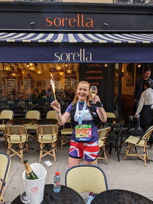 Well done @AliceMHopkin for smashing the Paris marathon 🇫🇷🇬🇧👏🏅#parismarathon @parismarathon We love the Union Jill shorts choice! Perfect for an international marathon 🇬🇧😍