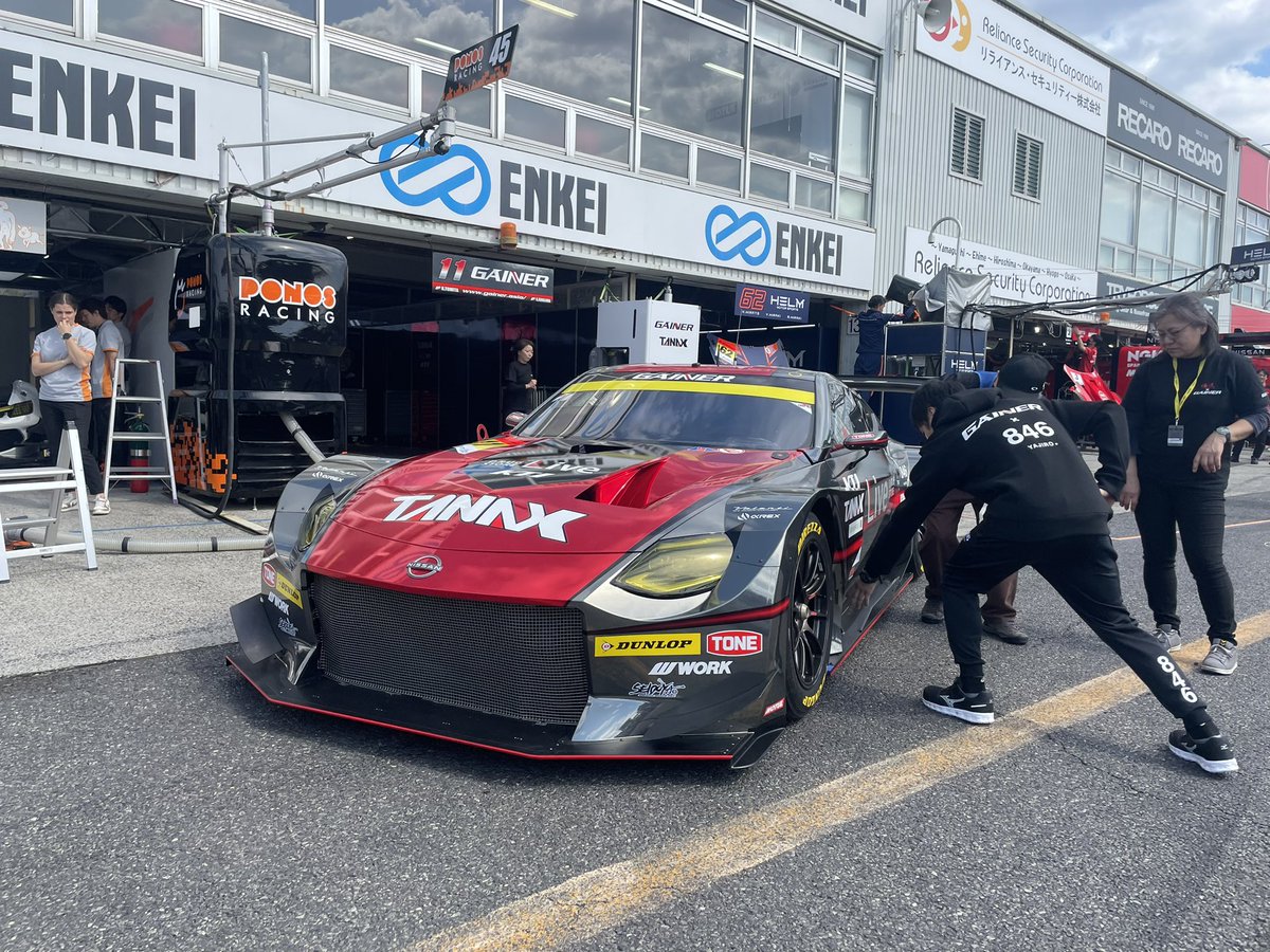 Now THAT is a good looking car #SuperGT