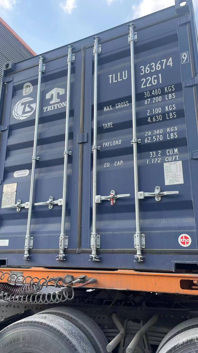 The customer's products have been loaded smoothly and will be sent to the port terminal for shipment.
Every step of loading is carefully monitored and controlled.
#freezedried 
#examine 
#verify 
#travel 
#vacation 
#fruit 
#vegetables 
#trading 
#nutrition 
#vegetarian