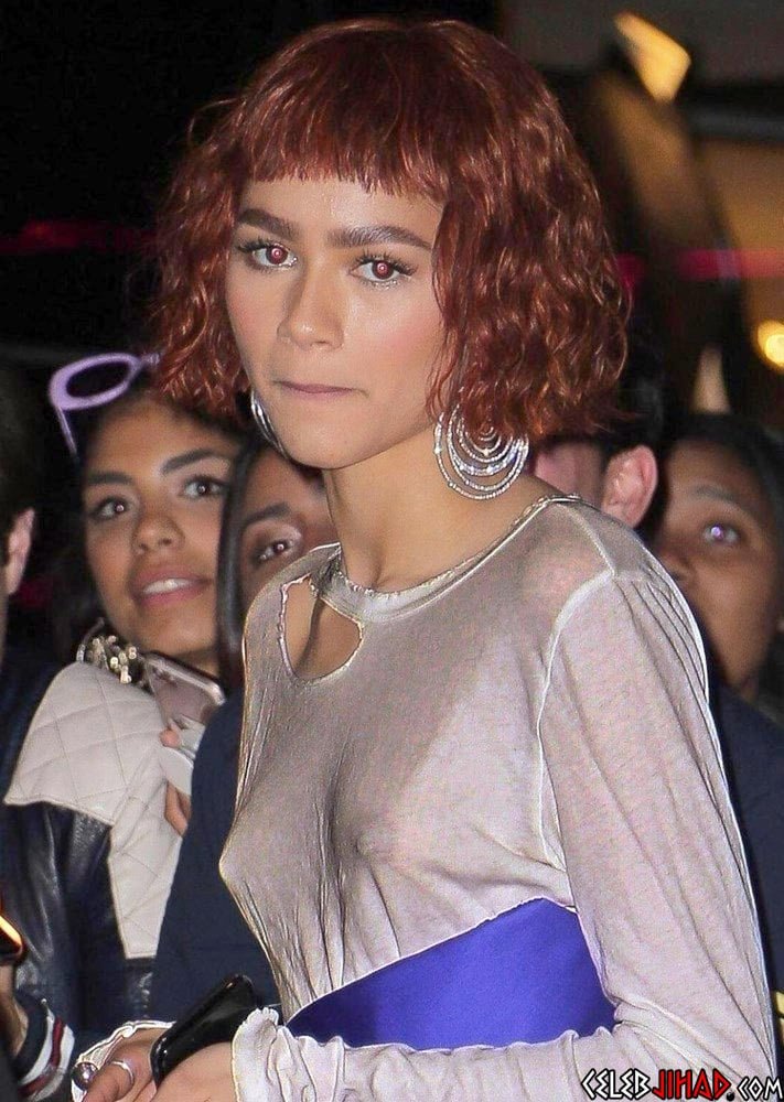 Zendaya Nipples are new normal!!