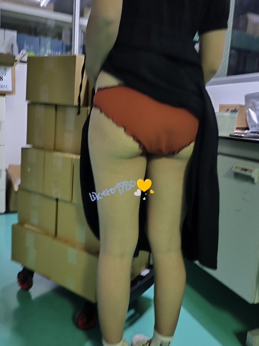 忙著出貨，難得有時間可以跟色影師好好出門玩玩。最近色影師都沒跑步，肚子好像又回來啦..😆😆 https://t.co/0LK17my9xw<a href="/tag/pornhub"class="tags"><span>#pornhub</span></a><a href="/tag/fansone"class="tags"><span>#fansone</span></a><a href="/tag/%E5%BE%B5%E5%96%AE%E5%A5%B3%E8%89%B2%E5%BD%B1%E5%B8%AB"class="tags"><span>#徵單女色影師</span></a>