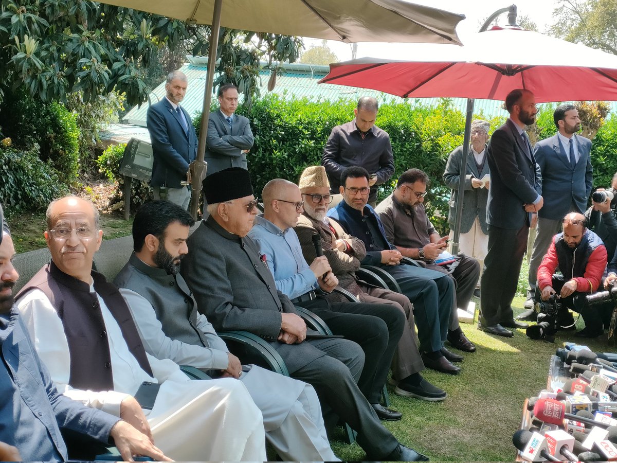 NC leader and Former J&amp;K CM Omar Abdullah to contest from Baramulla Lok Sabha constituency. Influential Shia leader Aga Syed Ruhullah Mehdi to be NC candidate from Srinagar Lok Sabha constituency.