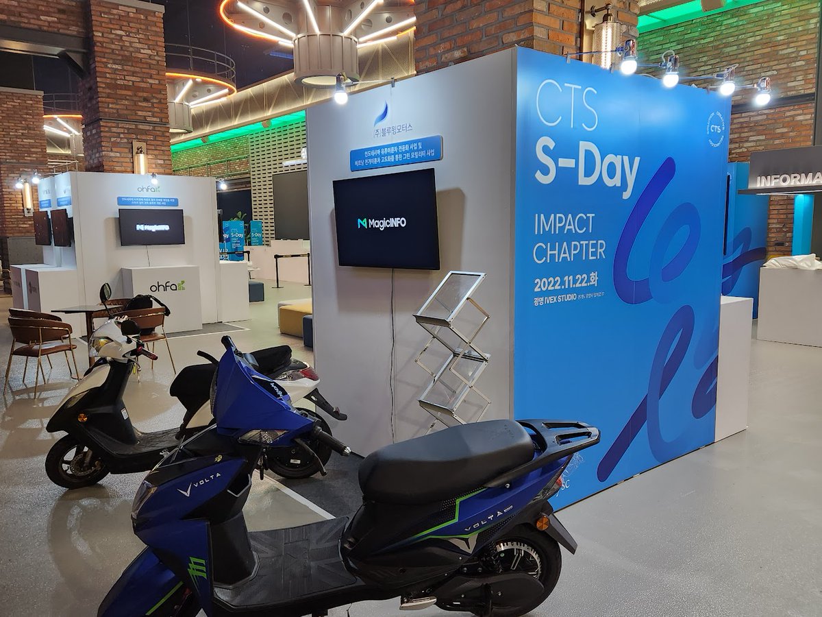 bluewingmotors's tweet photo. 2/ 🌏 Our team proudly shared the results of our electric mobility projects and their positive impact on reducing carbon emissions in these regions.

Stay tuned for more updates on our journey towards a sustainable future! ⚡🌍 #BlueWingMotors #KOICA #CTSSEED #ElectricMobility #CarbonReduction
