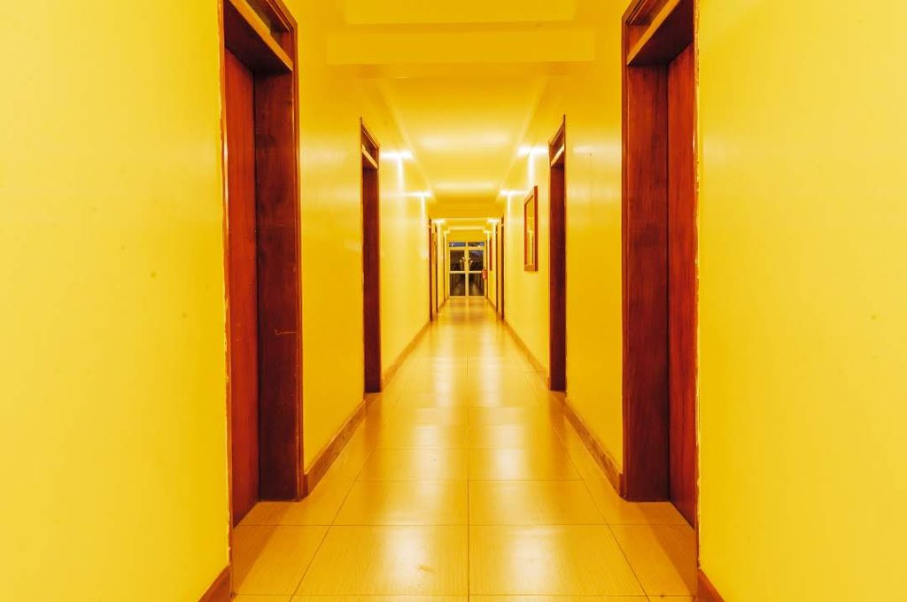Wanderlust finds its match in the captivating allure of our hallways. With light cascading gently from above, it sets the stage for unforgettable moments. Let the ambiance envelop you this weekend as you embark on your next adventure in Jinja. #SourceOfTheNileHotelExperience