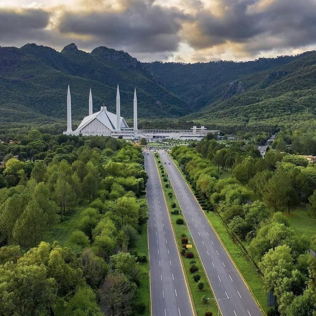 MashaAllah Beautiful view 🥰 Masjid Faisal in Islamabad 🦋 Kon kon yah gya ha? #KingPowerSongkranxENGFA #MIvRCB