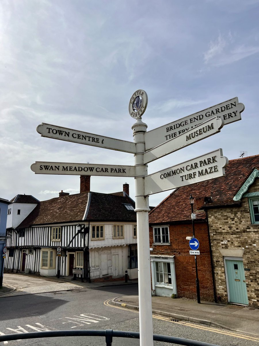 #FingerPostFriday from Castle street, #SaffronWalden