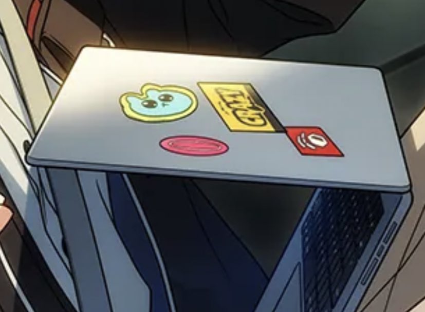 ひめるのパソコン何貼ってんの？ちいかわ？