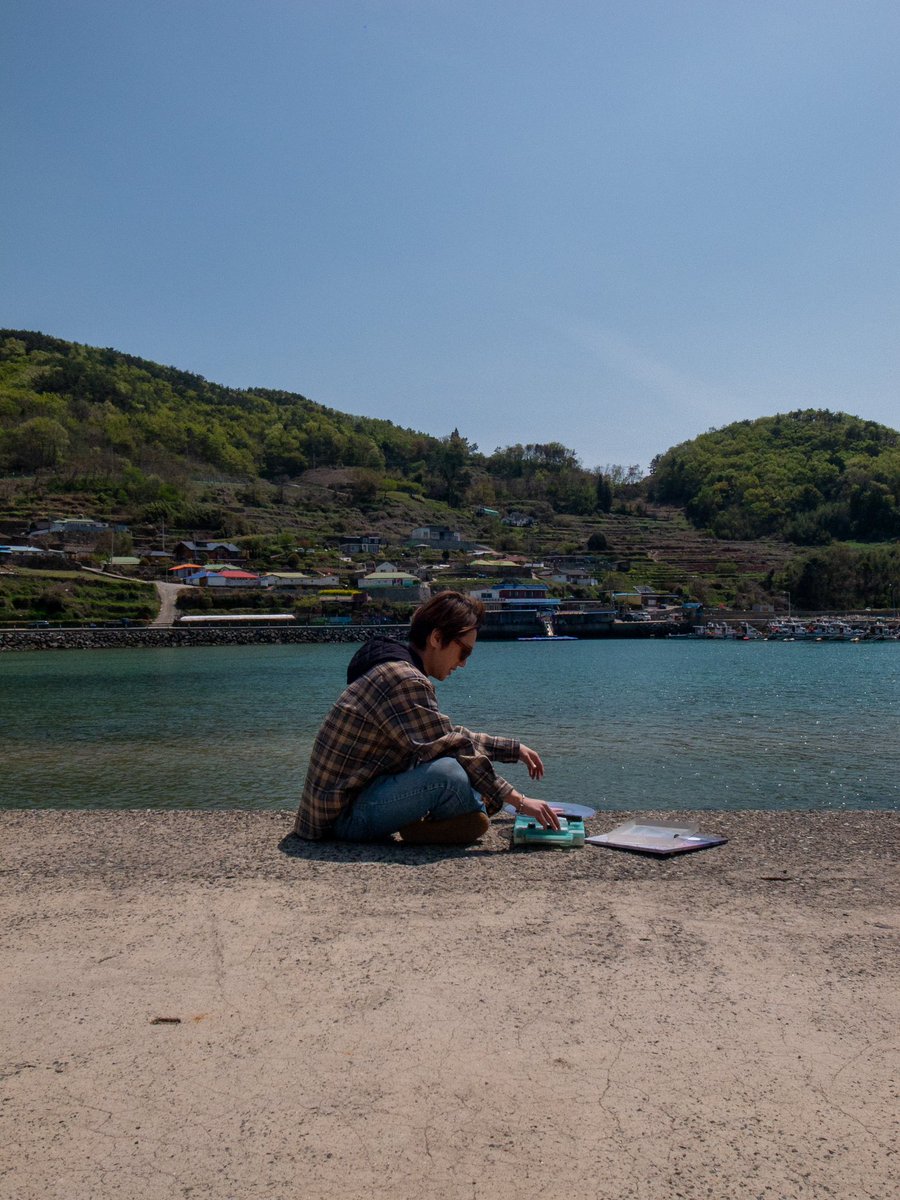 Combination of sea breeze sound and LP. <a href="/YESUNG_smtown/">YESUNG official</a>