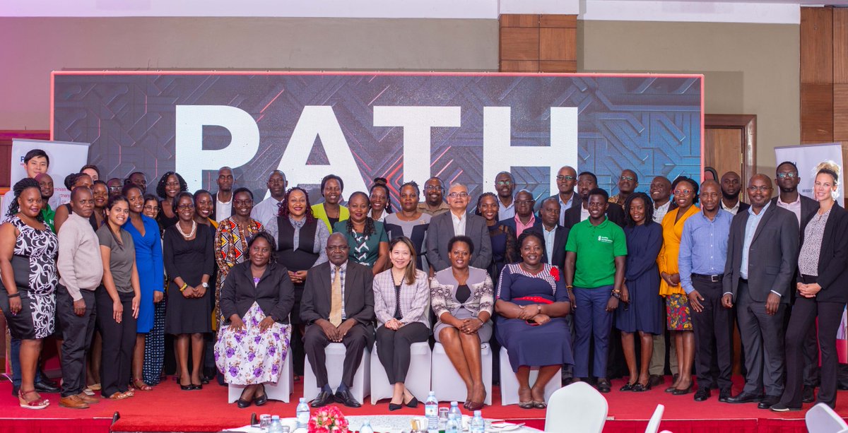 We’re proud to launch the new Private Sector #FamilyPlanning project w/ @MinofHealthUG. Together we aim to strengthen the #PrivateSector market for FP, paving the way for more options & access to quality contraceptive products in pharmacies 🏪

Learn more: bit.ly/3TQEPBC