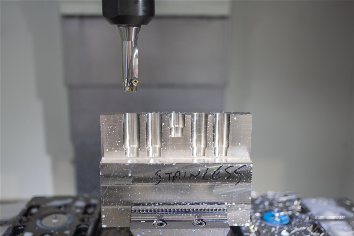 We've been putting one of our Semi-Standard Twin Stage Indexable Form Drills through its paces. Dialling in the most suitable chip breaker and optimising cutting data, we drilled into 316L stainless steel to really put the tooling to the test. 💥💪 #engineering