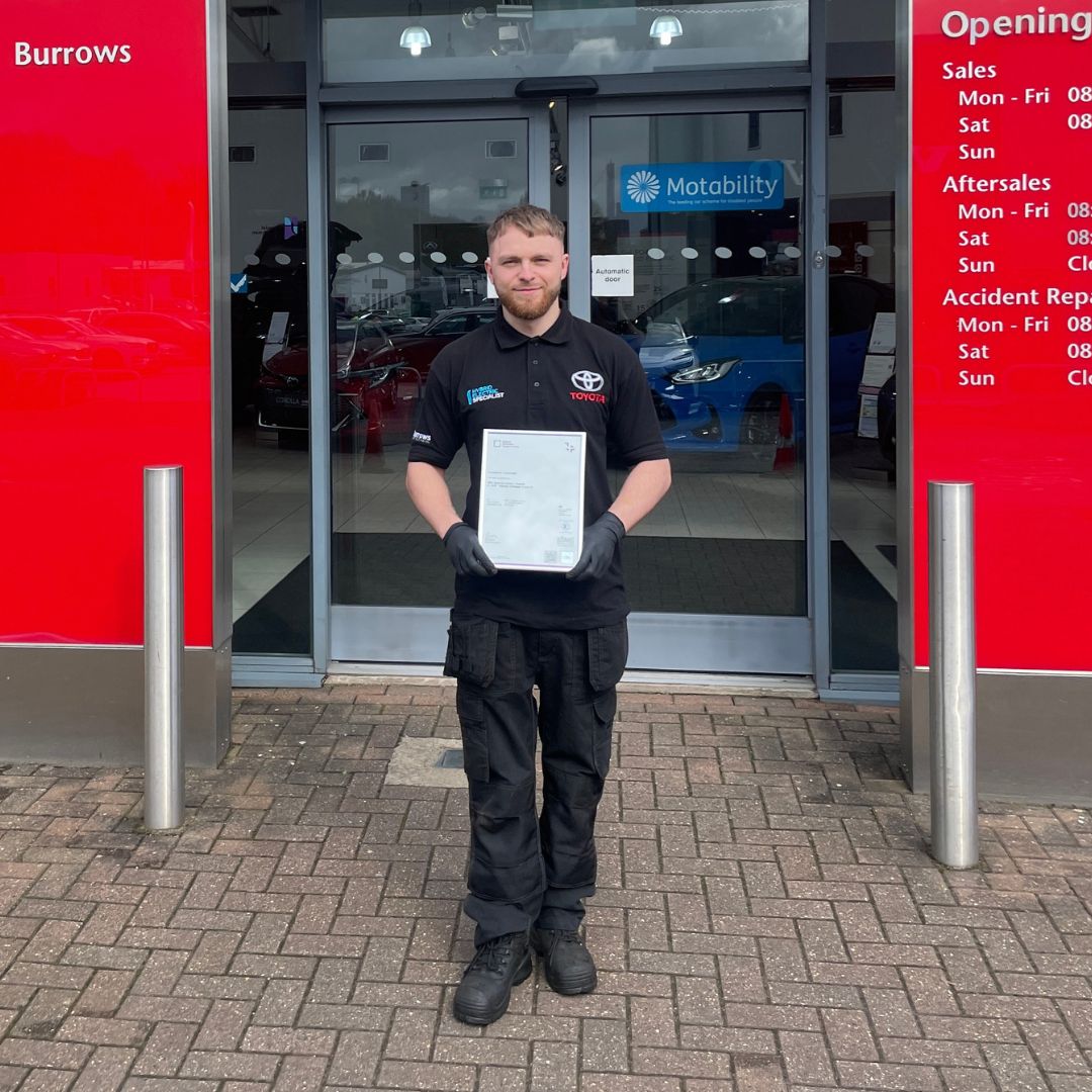 Huge congratulations to Arek for passing not one, but TWO qualifications! He is now officially a qualified MOT Tester and a licensed Toyota TEAM21 Technician.🎉 We are so proud of your hard work and determination, Arek.👏