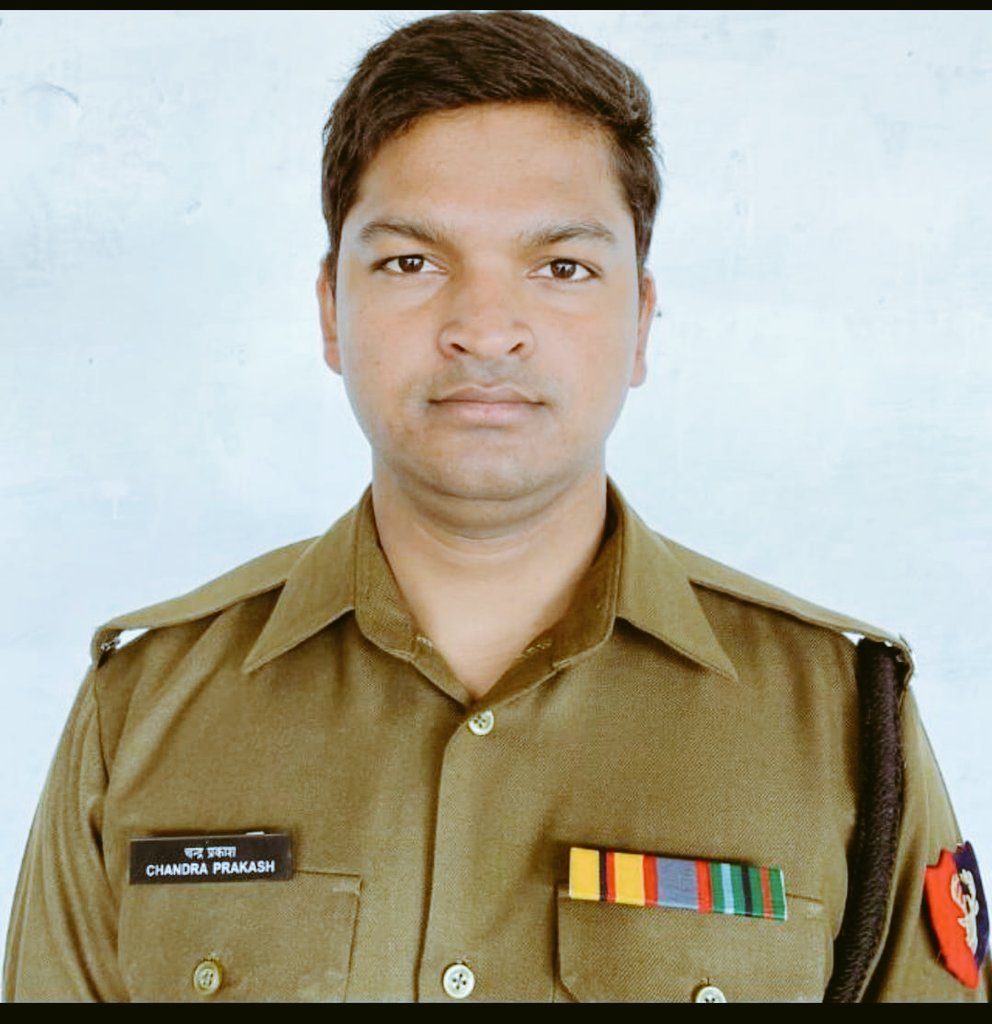 Kumarhe77671486's tweet photo. माननिये प्रधानमंत्रीजी मेरा भाई BSF का जवान है और वह 05 मार्च 2024 से लापता है कृपया करके आ�� सबंधित अधिकारियों एवम् माननियो को इस प्रकरण मे जल्द से जल्द सक्षम कारवाही के लिये निर्देशित करना चाहे मेरा पूरा परिवार आपका सदएव आभारी रहेगा|@BSF_India @BSF_Kashmir @narendramodi https://t.co/oF0Mkolr9B