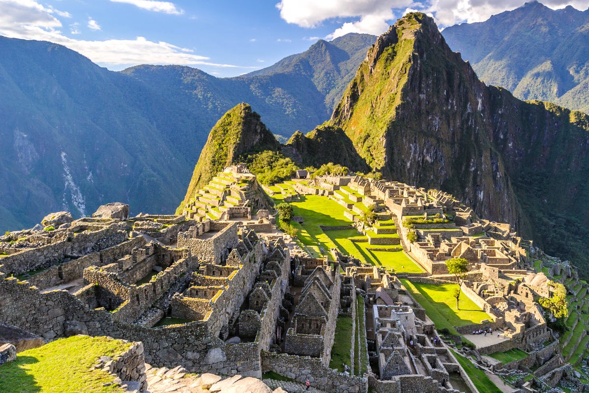 Most Beautiful Places in Peru

Pack your bags and let's explore the breathtaking beauty of Peru! From the majestic Machu Picchu to the vibrant colors of Rainbow Mountain.

#PeruTravel #BucketList #ExplorePeru 

thetravellerhub.com/world/explorin…