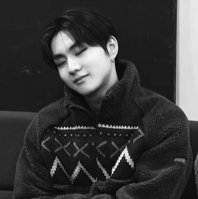 ️️ ️

️️ ️️
Kajati,
kalo sama                            kalo sama
yang lain                                bang Susena.

️️ ️️
ㅤ