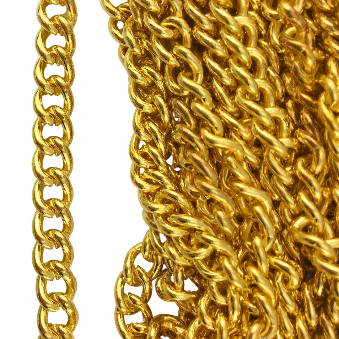 Gold Plated Curb Chain. Shipping Australia wide. vist.ly/xijw

#chain #chains #australianbusiness #curbchain #jewellerychain #goldchain #goldplatedchain #jewellery #jewelry #jewelrychain #jewellerymaker #jewellerysupplies #jewellerydesign #craftsupplies #craft