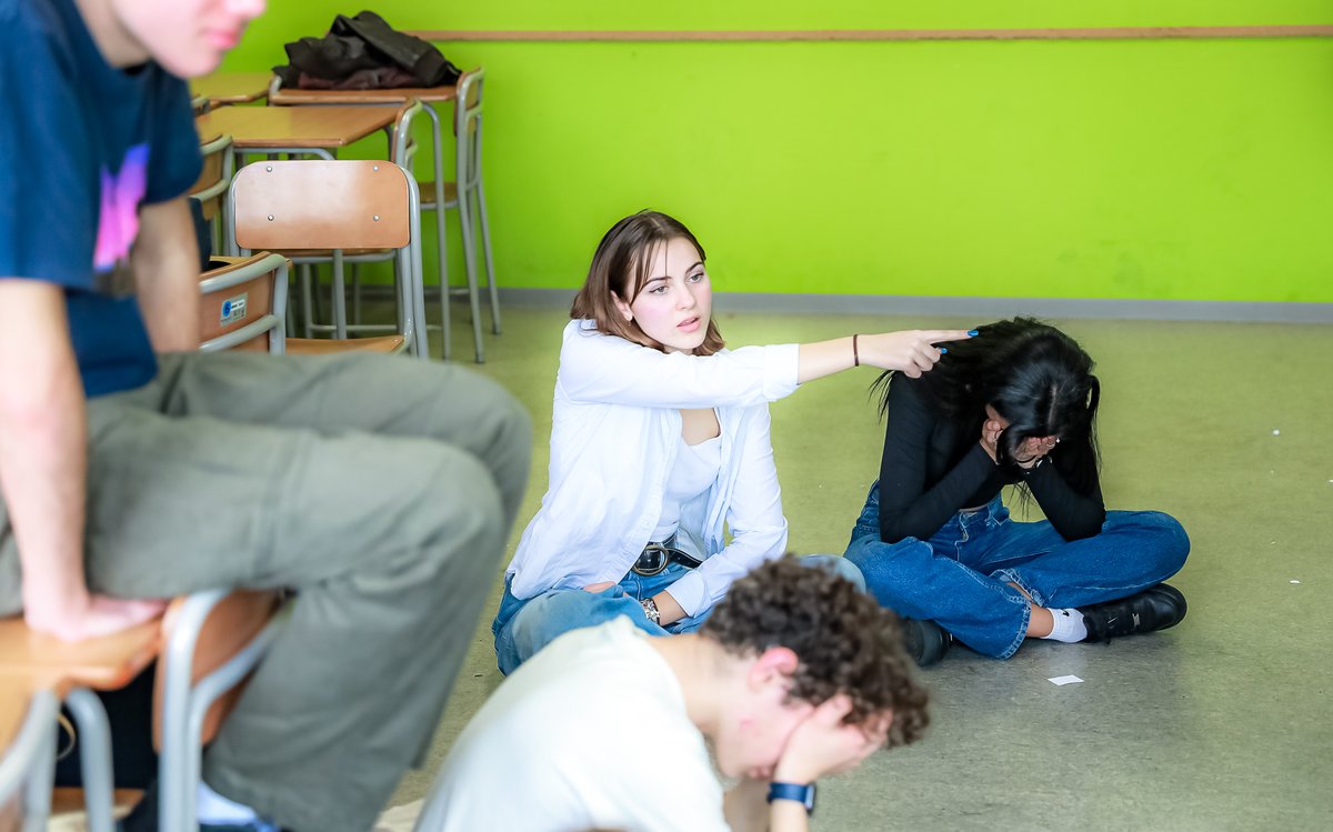 lfitokyo's tweet photo. #ÉCHANGEFRANCOALLEMAND: UNE JOURNÉE D'ENRICHISSEMENT MUTUEL AU #LFITOKYO 🇫🇷🇩🇪

Le LFI Tokyo a accueilli avec #joie une #délégation de la #DSTY🌟

15 élèves ont partagé une journée riche en découvertes, un bel exemple de #coopérationinterculturelle.

@aefeinfo
@fltfapee
@aefeap https://t.co/5aTbiodB2l