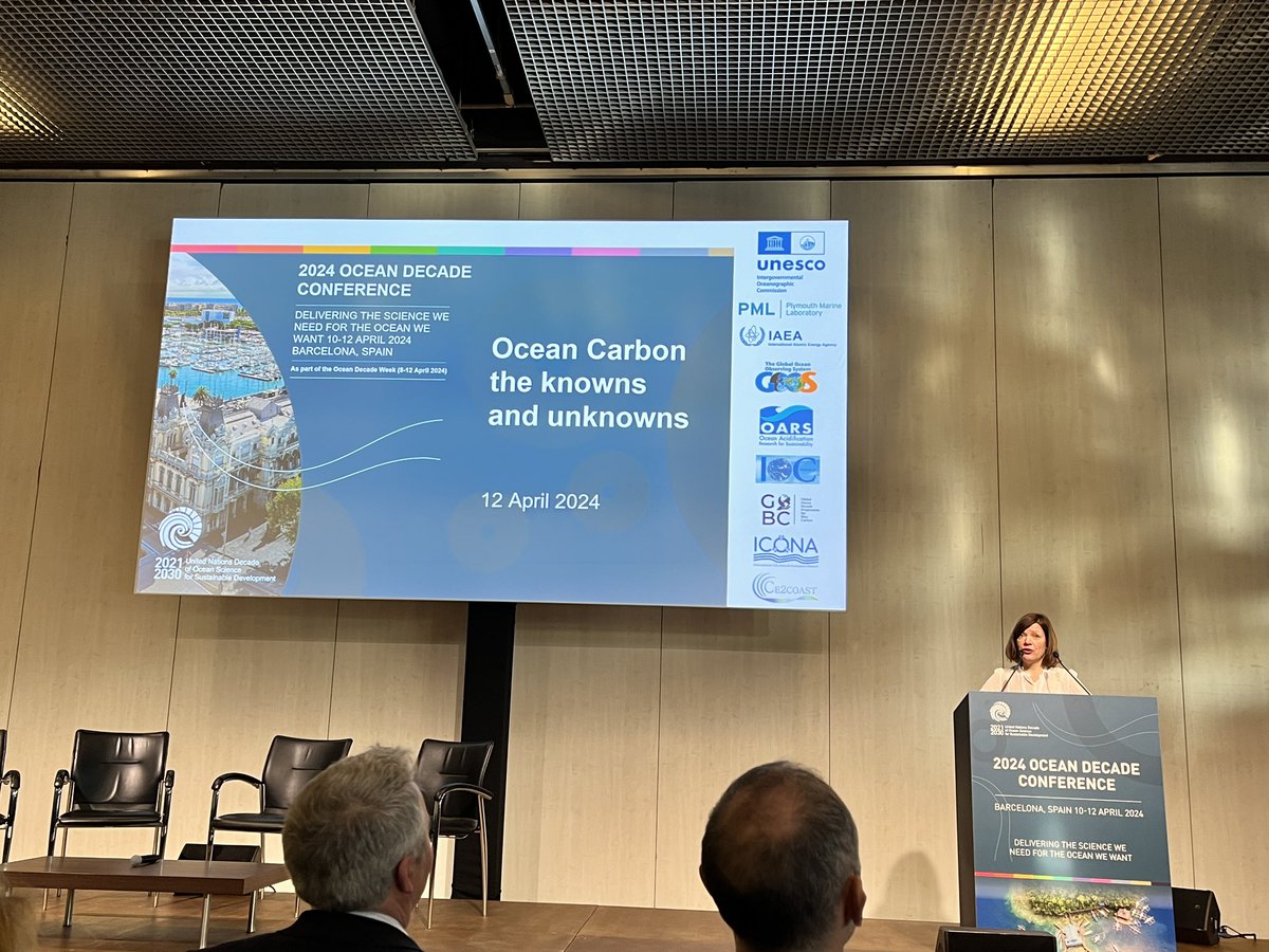 This morning at the #OceanDecade24 conference I am at the “Ocean Carbon - the knowns and unknowns” session. Moderated by Kirsten Isensee from @IocUnesco