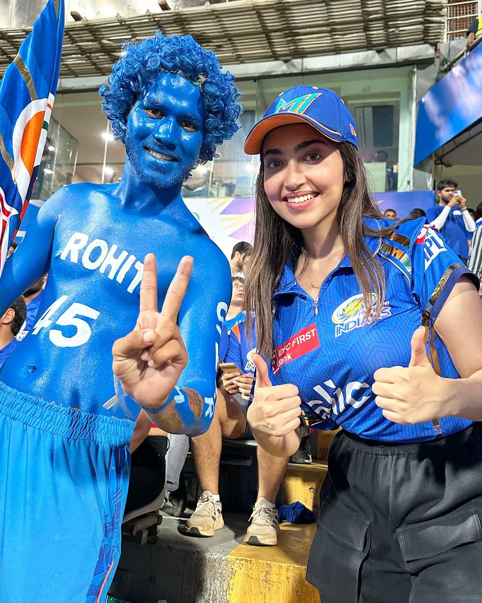 Victory picture #MIvsRCB  come on
