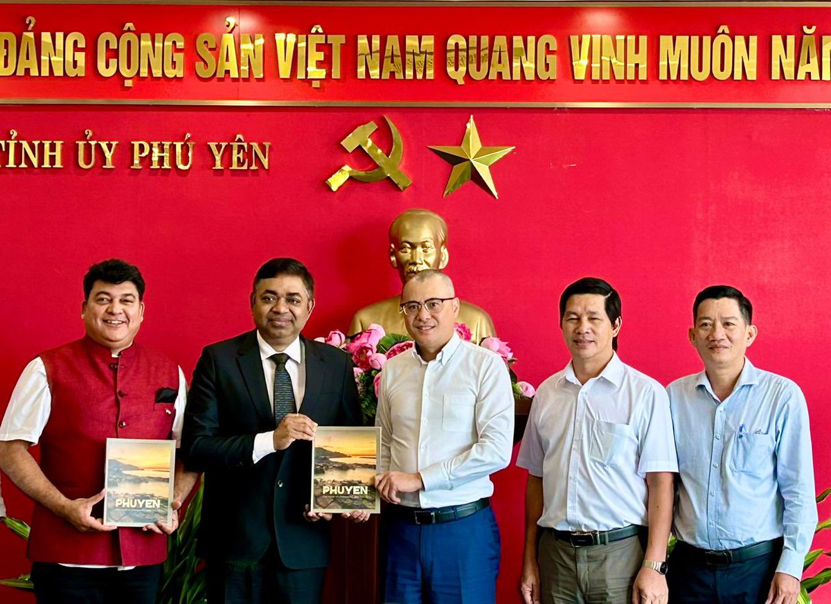 India in HCMC tweet media