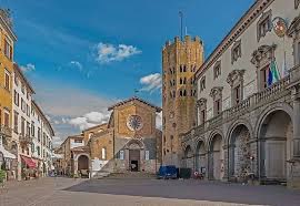 Borgo di Orvieto , Terni … 🏃‍♂️

#goodmorning ☕️ ☀️

#12aprile #fridaymorning #nature #beautywalk #photo #beauty #streetphotography #PositiveVibes #Umbria #beautiful #pic web