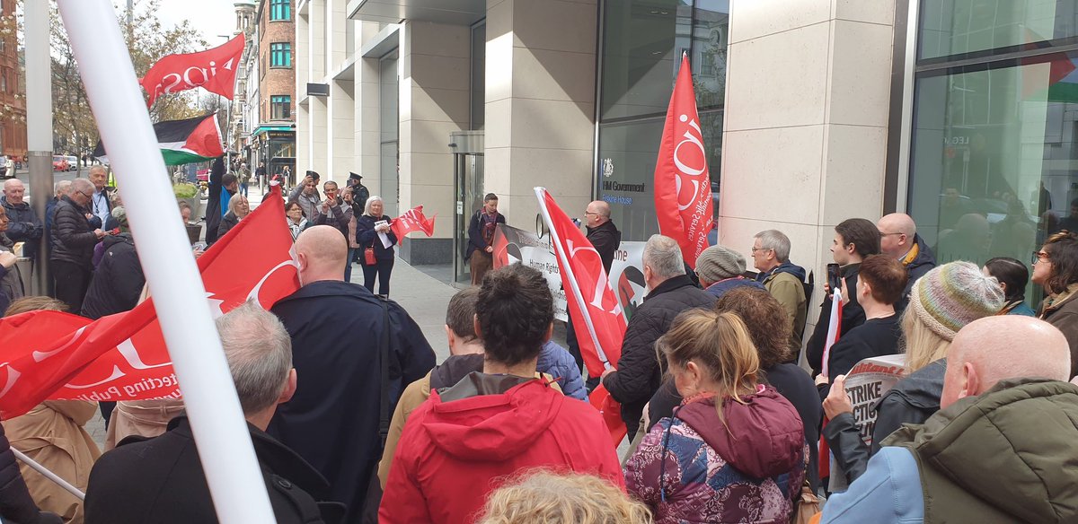 Some pictures of yesterday's protest outside Erskine House. The message was clear - stop arms sales, free Palestine and support the working class Israelis and Palestinians. This is not an orange or green issue, it's about #PeaceNow