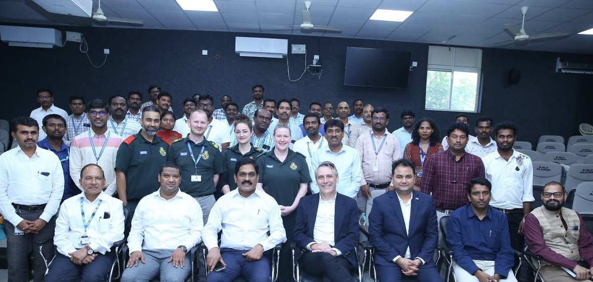 Pleased to attend a training session by @SCAS999 to strengthen the 104 and 108 emergency response services in AP. Great example of the 🇬🇧 supporting work to improve healthcare provision in 🇮🇳 #UKinAndhraPradesh