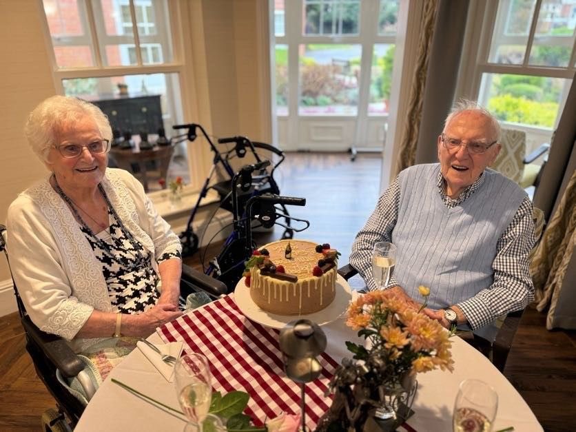 NEWS! Banstead couple Bert and Myrtle celebrate 75 years of marriage inyourarea.co.uk/news/banstead-… (via @Daniell67221721 @InYourArea_UK)