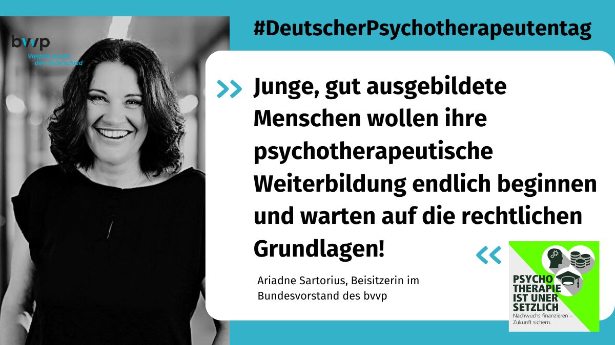 Heute! 44. #DeutscherPsychotherapeutentag in #Würzburg - @AriadneSartorius und Dr. Johanna Thünker moderieren #Kundgebung um 12:30 Uhr. 

Mehr: bvvp.de/psychotherapie…

#psychotherapieistunersetzlich 
#bvvp #bvvpJungesForum #VielfaltmachtdenUnterschied
#PiA #PtW #Weiterbildung
