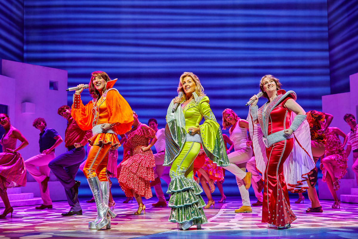 Mamma Mia! extends London run to March 2025 as musical celebrates 25 years britishtheatre.com/mamma-mia-exte… @MammaMiaMusical #theatre #musicals #WestEndTheatre