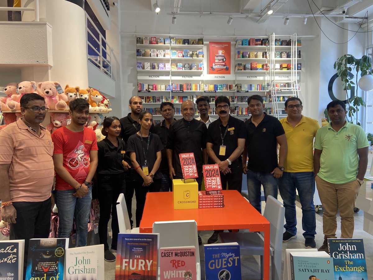 At Crossword, Kemps Corner to sign my book, 2024: India In Free Fall.

Thanks very much. #HarperCollins