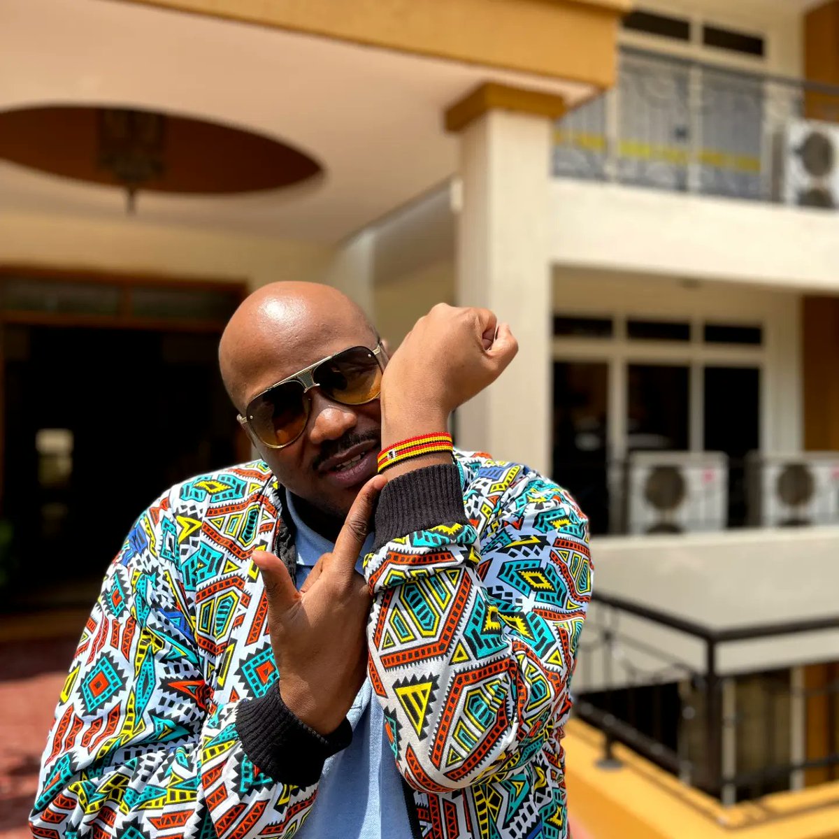 TheMithMusic's tweet photo. What's The Level? W/ @naviomusic #SAMURAE 
Pure Workers!
📍 @talentafrica 
#UgHiphop #EastAfricanHipHop #AfricanHipHop
#EastLord #GodEast
#Mamba #Fumbe https://t.co/ppjKMngrLU