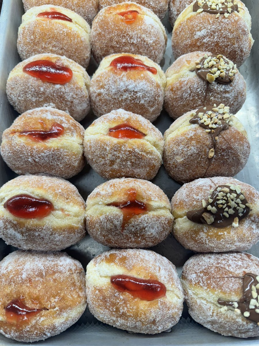 Doughnuts are back!!! Available Friday & Saturday!!! This weekend they are🔺Nutella 🔺classic jam! #doughnuts #donuts #donut #doughnut #jamdoughnut #jam #nutella #chocolate #homemade #shoplocal #shop #bakery #harrogate #coldbathroad #yorkshire #food #mannabakeryharrogate