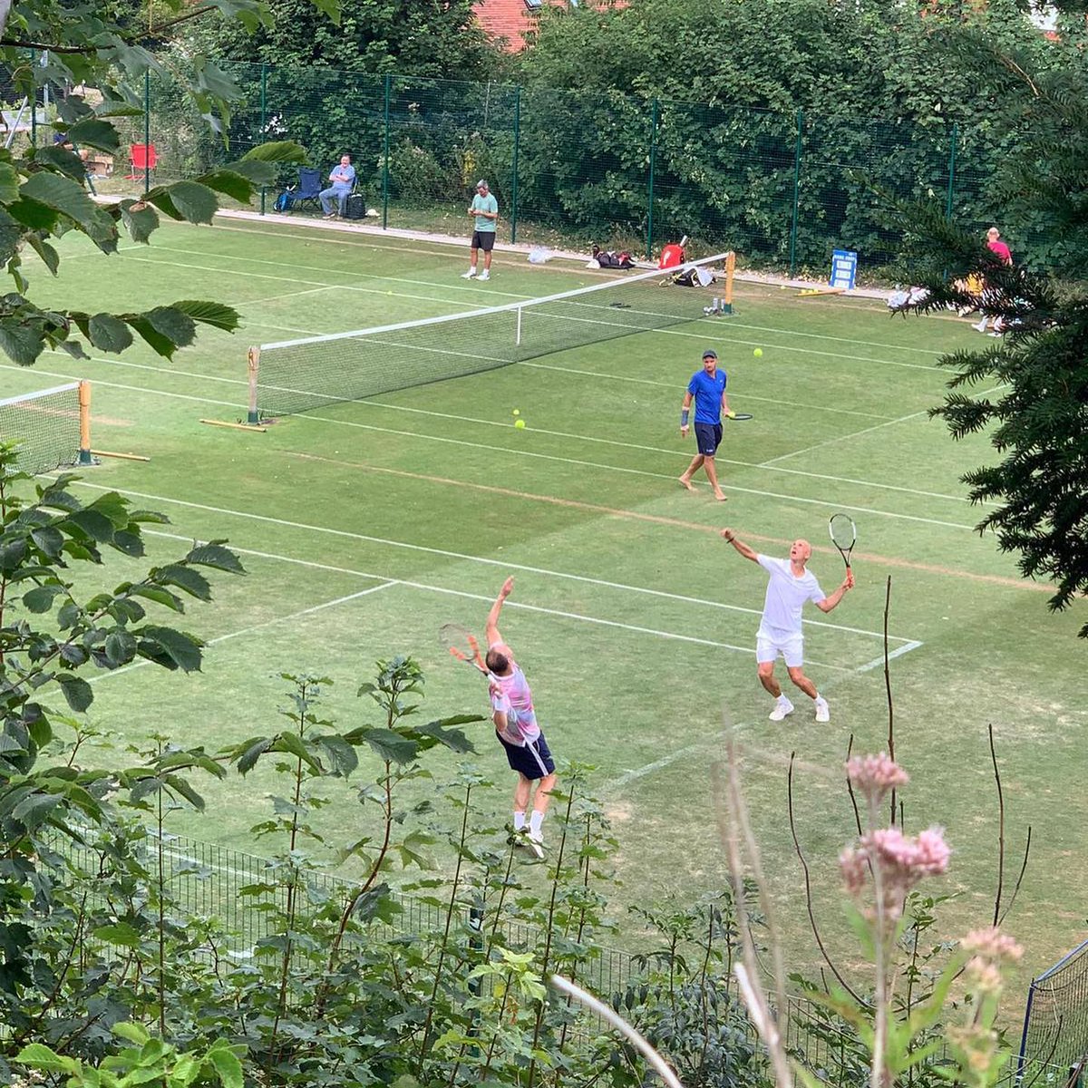 handwtennis (@handwtennis) on Twitter photo Good weather for the w/e = perfect opportunity to hit the courts with LTA Rally. Find a court near you shorturl.at/efpST <a href="/ActiveHW/">Active Herefordshire & Worcestershire</a> <a href="/WSNet/">WSNet your window on WomenSPORT & getting ACTIVE</a> Good weather for the w/e = perfect opportunity to hit the courts with LTA Rally. Find a court near you shorturl.at/efpST <a href="/ActiveHW/">Active Herefordshire & Worcestershire</a> <a href="/WSNet/">WSNet your window on WomenSPORT & getting ACTIVE</a>