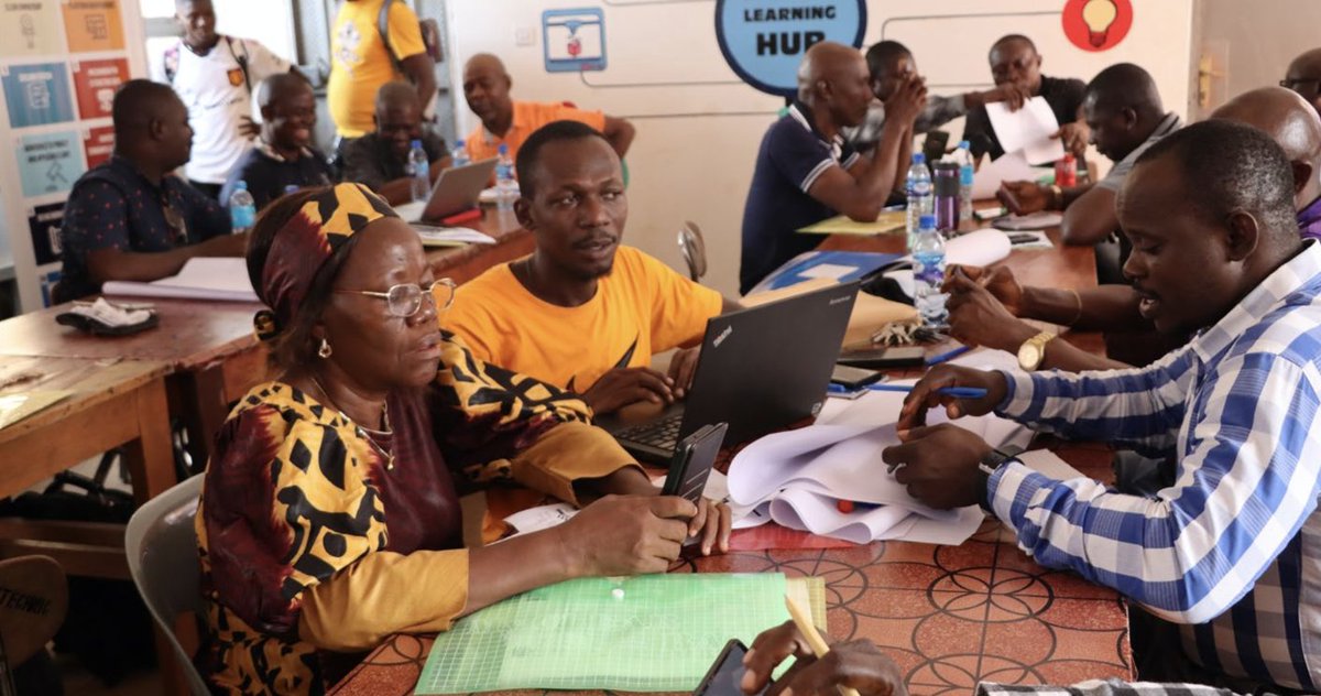 From #Ghana to #Ukraine, the @R4LPartnership Country Connectors are making a difference! 🌍🧑‍🏫 Their stories highlight how access to information can transform lives and empower communities.💡 Join us in our mission to advance equity worldwide 👇 elsevierfoundation.org/cultivating-kn…