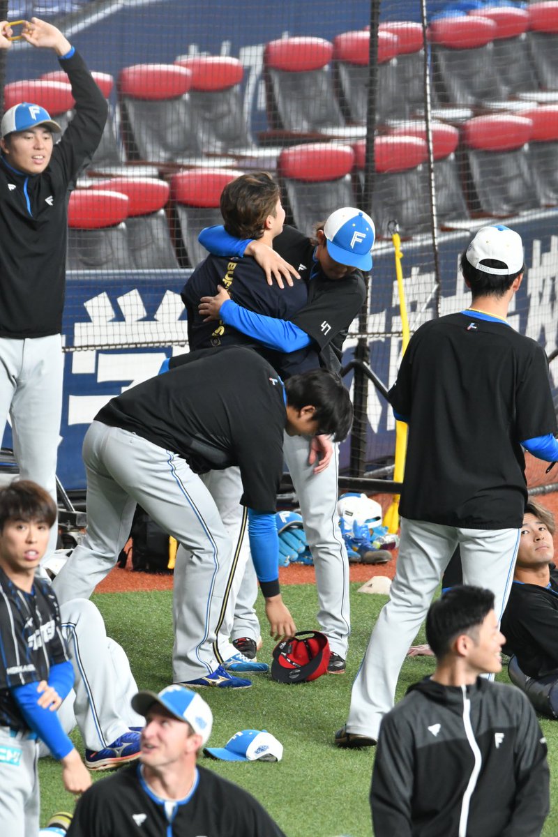 baseball_bs23's tweet photo. けんにぃ
ʬʬʬʬʬʬʬʬʬʬʬʬʬʬʬʬʬʬʬʬʬʬʬ

愛がハンパない
ʬʬʬʬʬʬʬʬʬʬʬʬʬʬʬʬʬʬʬʬʬʬʬ

(´；ω；`)♥️♥️♥️

ピントどこ状態だけど🥹😂🙏🏻
もうヤバすぎて笑っちゃうしʬʬʬ
まともに撮れないʬʬʬ

2024.04.12📷京セラ https://t.co/PcAPBeVRo5