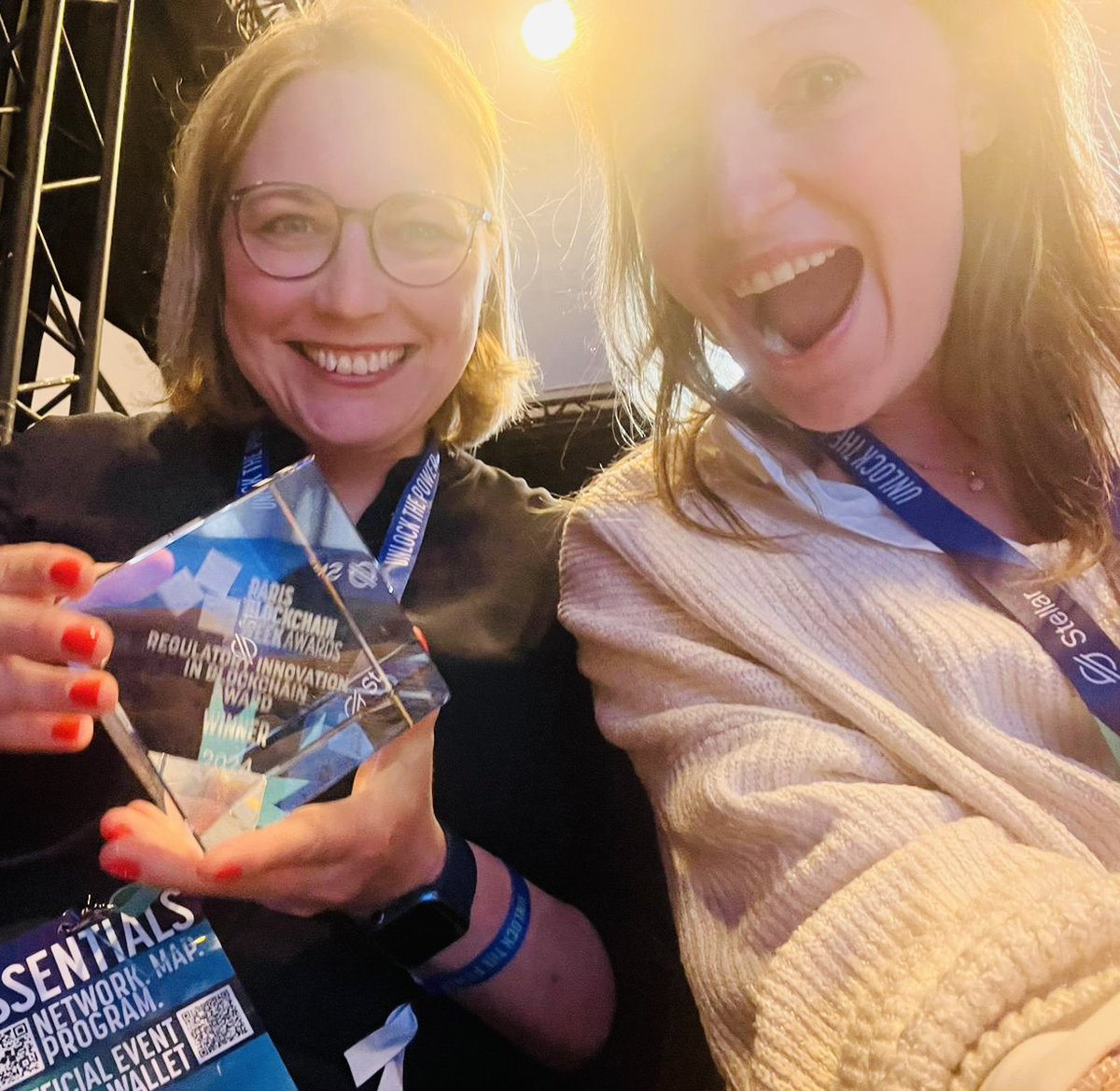 Gm frens, We're super excited to share that Tokenize.it won the award for BEST REGULATORY INNOVATION IN BLOCKCHAIN at @ParisBlockWeek !🥳