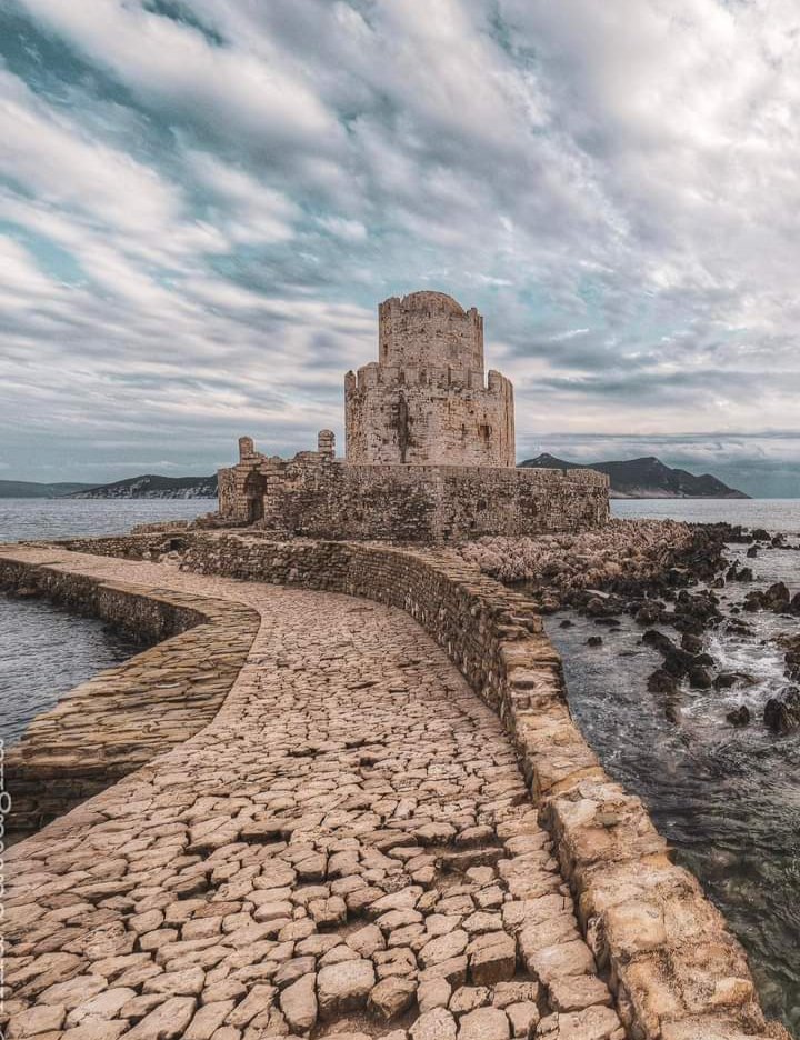 Methoni Castle, also known as the Castle of Methoni or Methoni Venetian Fortress, is a medieval fortress located in the town of Methoni in the southern Peloponnese region of Greece.
#Ancient8