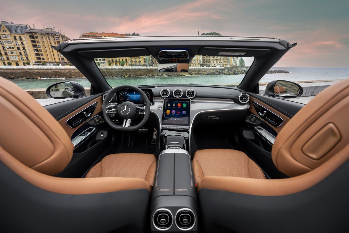 Thanks to artificial intelligence, the #MBUX system in the new #CLE offers a new level of personalisation with automated convenience functions. At market launch, customers will be able to use templates for standard routines. More: media.mercedes-benz.com/article/03dce6… #MercedesBenz