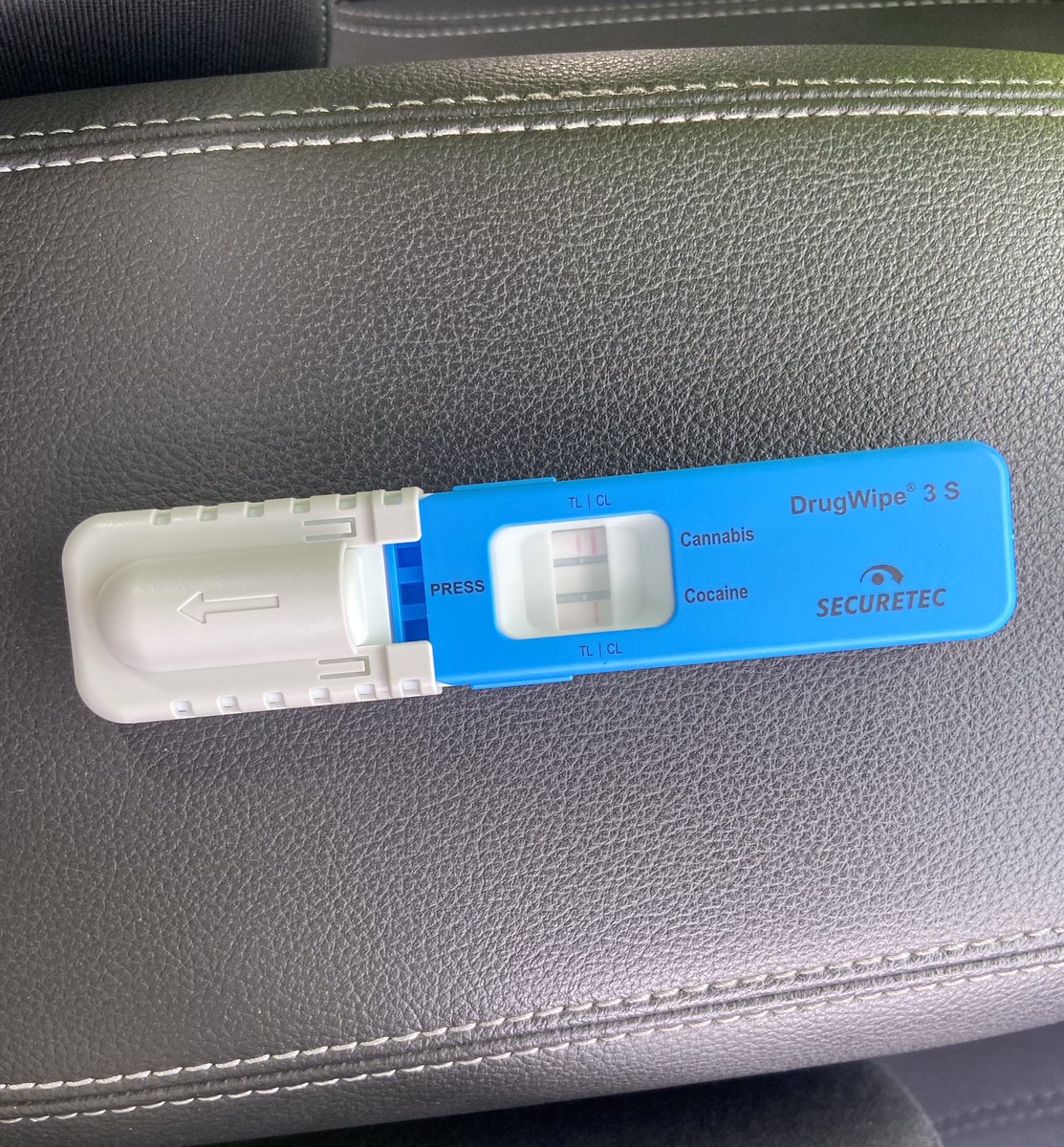 #SRSU #RoadSafety team out yesterday, 5mins from finish, driver stopped in #Devizes for level of #Tints (30%) Windows down revealed a lot more! 😵‍💫 #arrested #drugdrive for providing a positive roadside test for #Cannabis #failed to provide bloods #charged #fatal5 #LateNight
