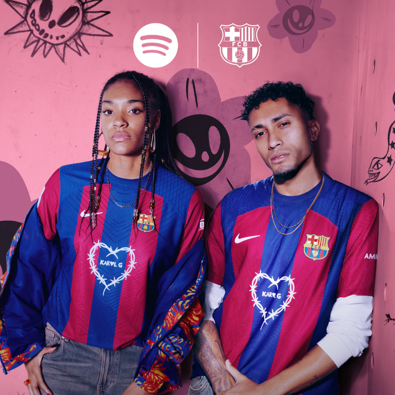 FCBarcelona_es's tweet photo. 🧜‍♀️ @karolg será la próxima artista que aparecerá en la camiseta del Barça de la mano de @spotify