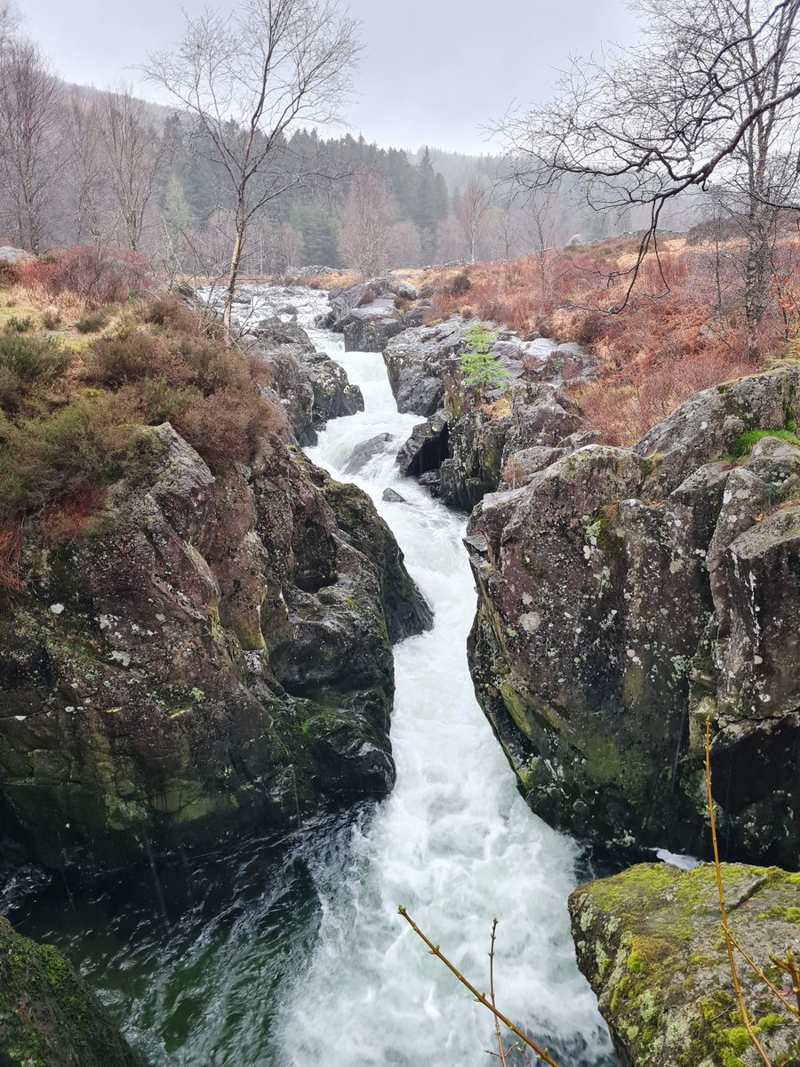 Damp Duddon. What idiot goes for a bike ride in the pouring rain? This one! #LakeDistrict #Lakes #Cumbria 🤣🤣