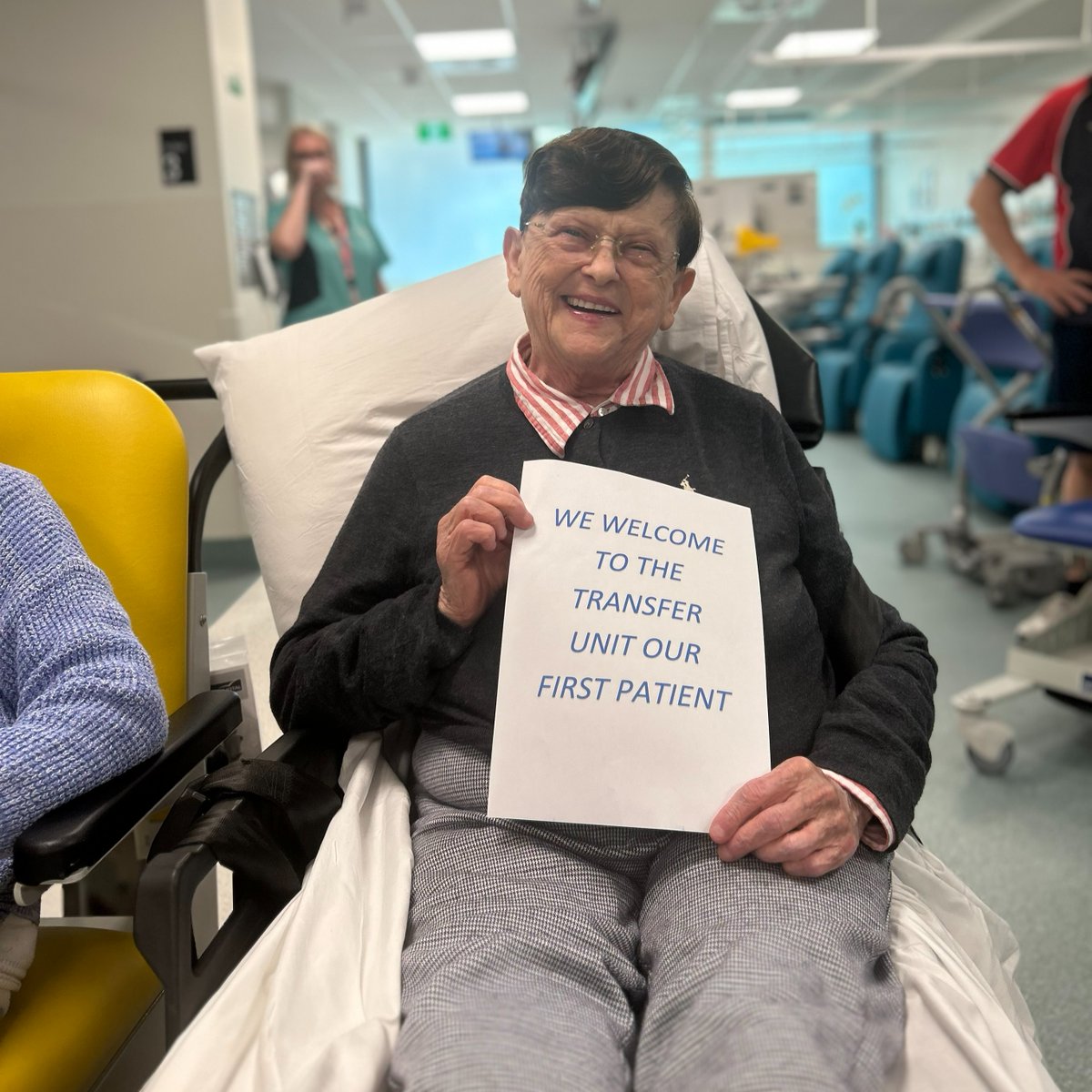 79-year-old Rosemary Probst is the first patient in the new Robina Hospital Transfer Unit. The new unit enhances access for patients, families, and caregivers. 'They’re just wonderful staff and it’s a pleasure to be with them all in this new space,” Rosemary said. ❤️
