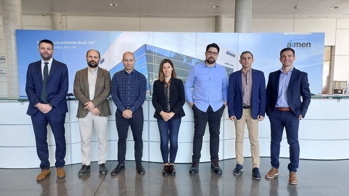 ➡ Ayer nos visitaron desde @AIJU para abordar colaboraciones futuras y conocer en primera personas nuestras capacidades en #materialesavanzados, #fabricaciónavanzada y #tecnologíasdigitales, así como nuestra #DidacticFactory. 

#aimenresearch #contruyendofuturo #innovación