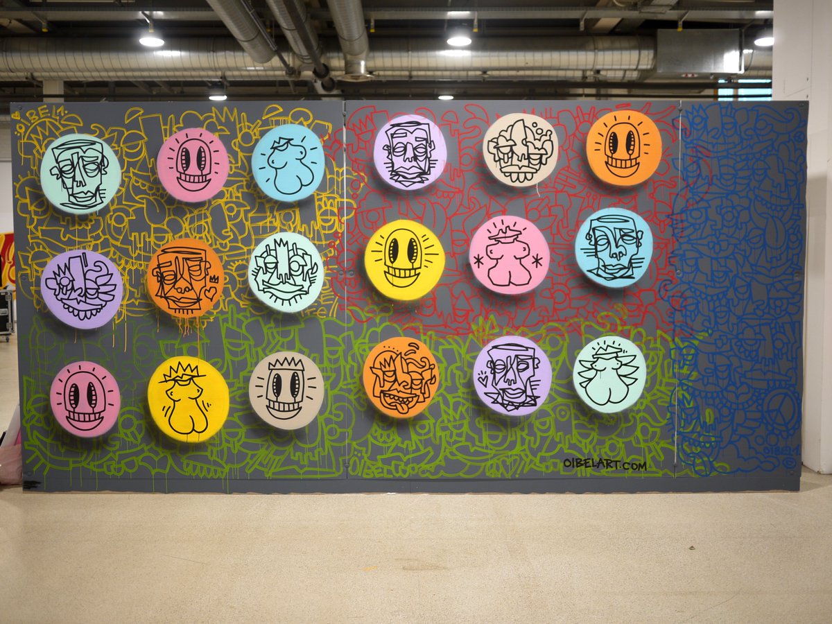 GM art lovverzh! this is my fantasy basel wall from last year, got invited again for this years edition. i am thinking of minting every single dot....thoughts? happy friday!☮️♥️
