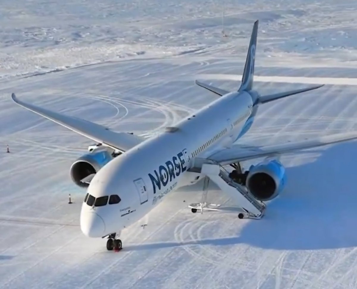 Norse Atlantic Airways @flynorse avslutter vinteren med sterk vekst. Mars markerte en sterk avslutning på vintersesongen for Norse Atlantic Airways, med imponerende vekst på alle nøkkeltall sammenlignet med i fjor. 📷 Eric Moen/ Norse Atlantic osloairports.com/2024/04/norse-…