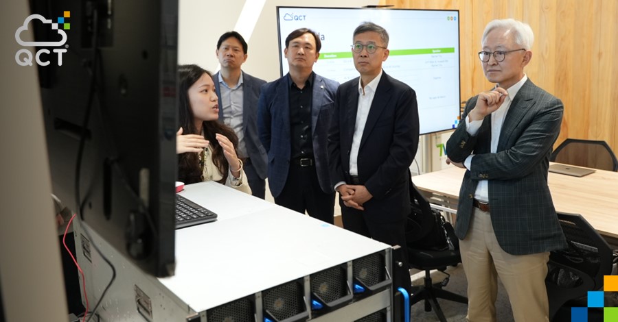 .@QuantaQCT was delighted to host Dr. Kye Hyun Kyung, Head of Samsung Electronics Device Solutions Division, at our headquarters to share our latest technological advancements.