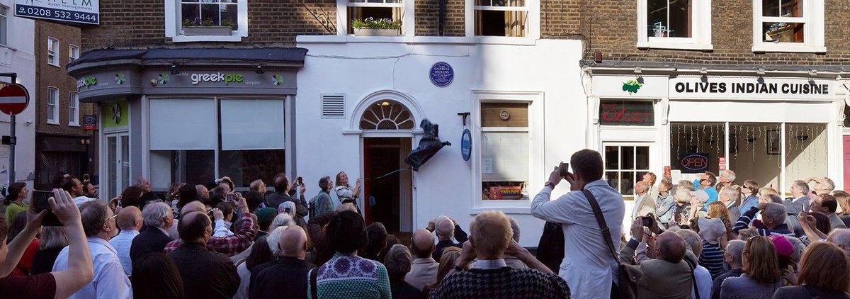 From 2013, when I unveiled a #Dickens blue plaque on Cleveland Street in #London fitzrovianews.com/2013/06/10/pla… ⁦@EnglishHeritage⁩ A happy memory that just popped up on my phone.