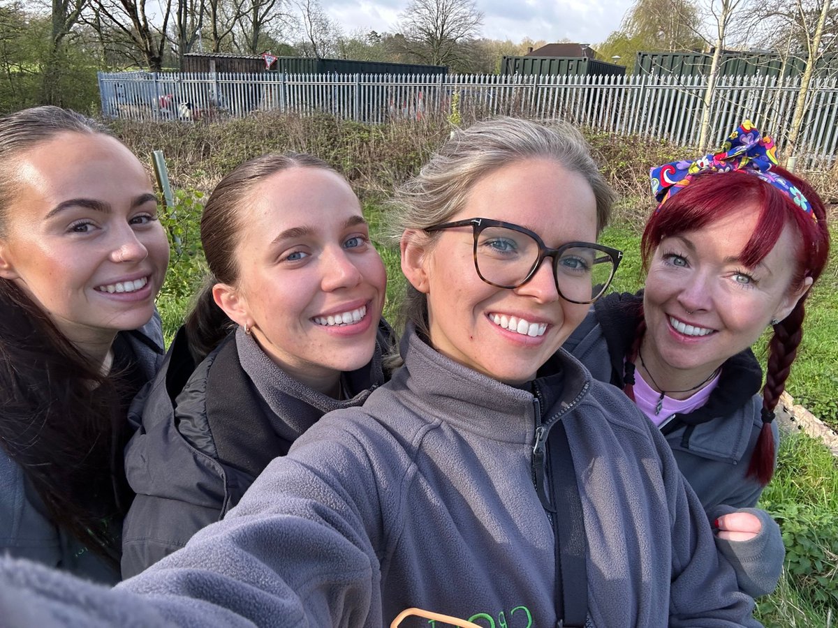 Last Friday's adventure at Home Farm Glamping in partnership with HCOC...Soaking up the sunshine made it even more enjoyable! Here's to the power of getting outdoors and making a positive impact. Happy Friday everyone! 🌳☀️ 

#FeelGoodFriday #TreeHuggers #HertsGoGreenAndGrow