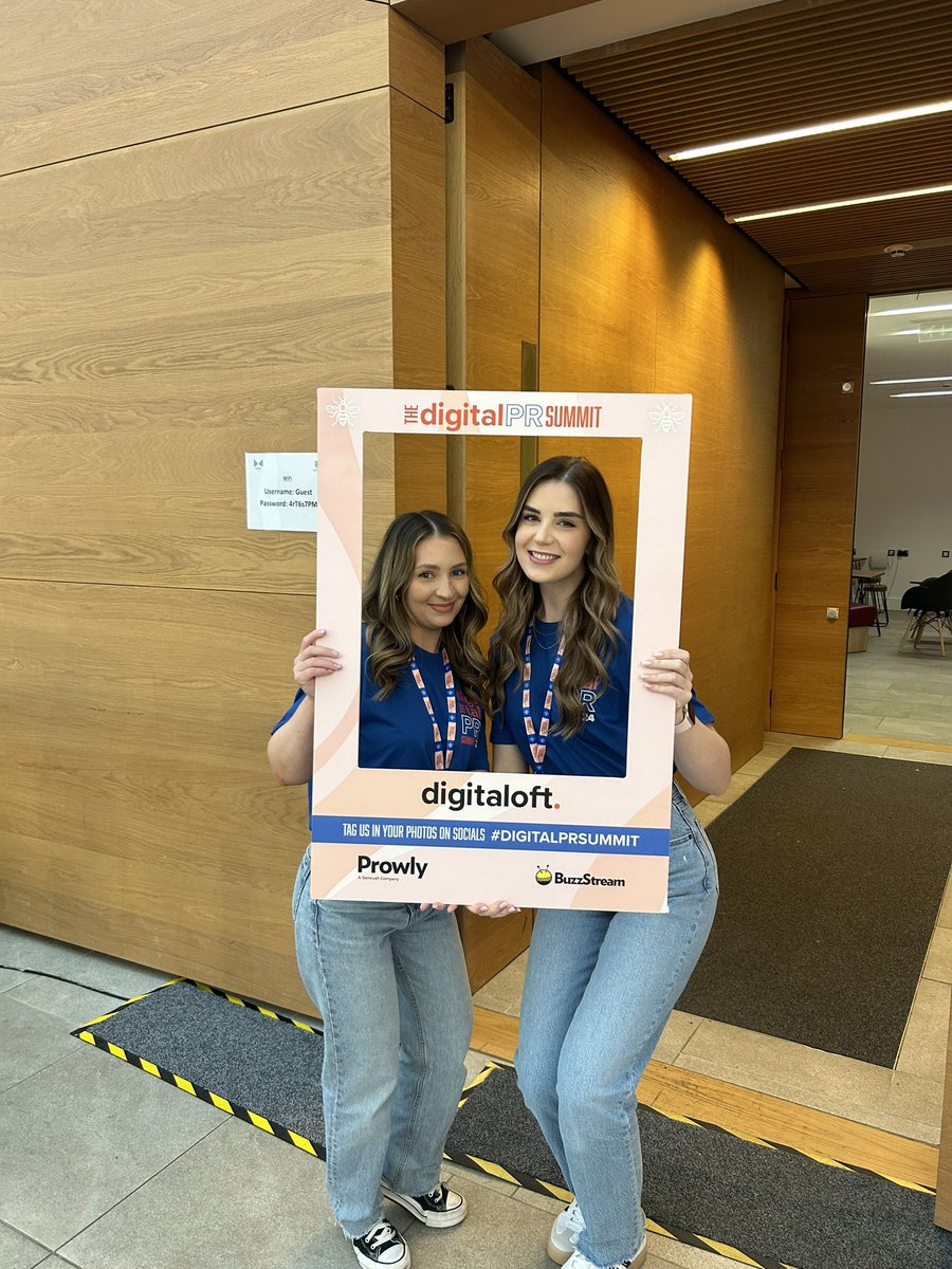 gracetranterpr's tweet photo. Such an amazing day yesterday at @digitaloftuk’s #DigitalPRSummit! 

Full of incredible speakers, amazing content and lovely PR faces I had the opportunity to chat to. 

Blown away by the entire team for pulling off such a fab day! ✨🔗 https://t.co/JZB0dYE4mg