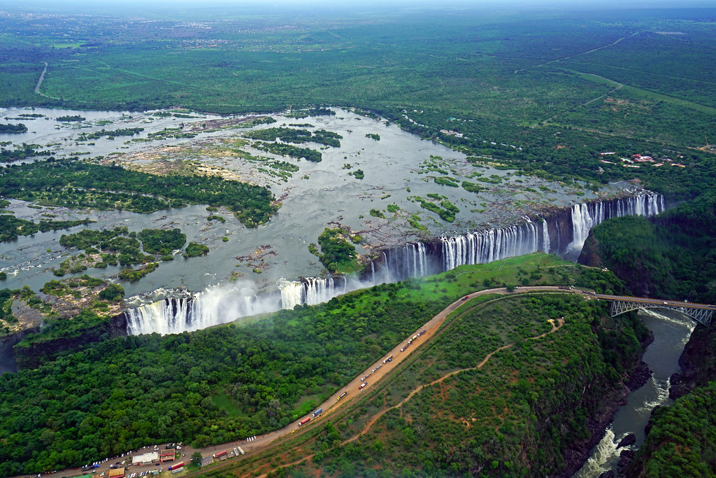Experiencing the aerial view of Victoria Falls is an unforgettable adventure that offers a unique perspective on this natural wonder. 

#vicfalls   #visitzimbabwe #Tours 
#explore  #travel #holidays 
#bookwithmalachitetravelandtours